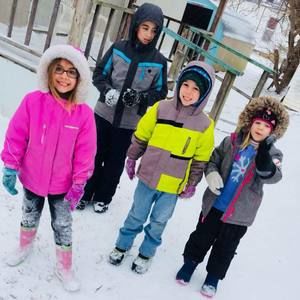 Meet your Posher, April